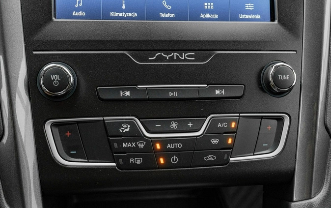 Ford Mondeo cena 73850 przebieg: 124424, rok produkcji 2020 z Sędziszów małe 667
